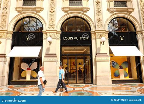 louis vuitton outlet online italia|buying louis vuitton in milan.